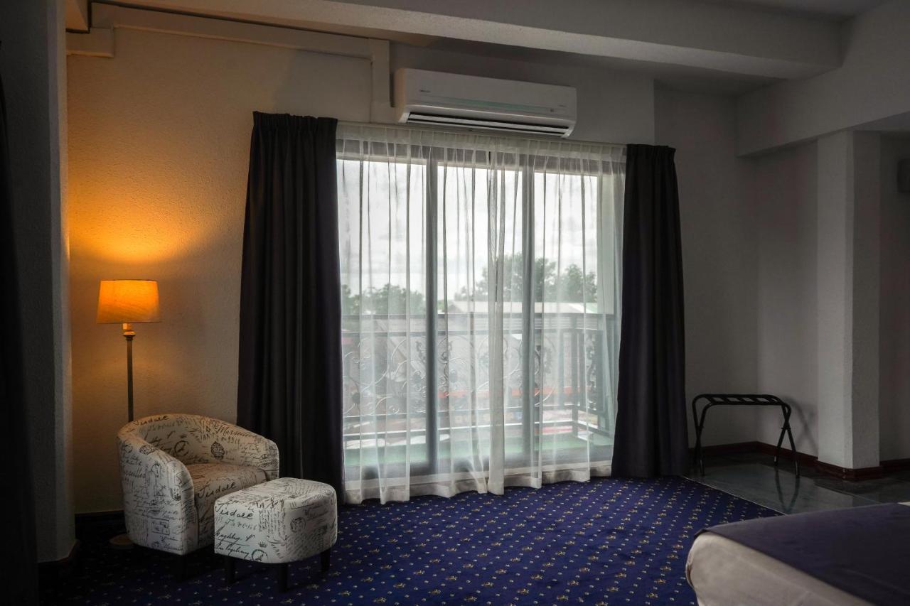 Royal Breeze Paramaribo Esterno foto